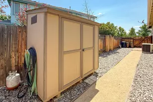 7410 Minkler Ct, Sparks, NV 89436 - Photo 38