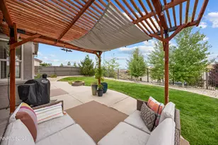 7845 Opal Bluff Dr, Reno, NV 89506 - Photo 2