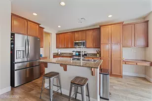 7845 Opal Bluff Dr, Reno, NV 89506 - Photo 10