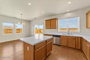 172 Walnut Dr, Fernley, NV 89408 - Photo 16