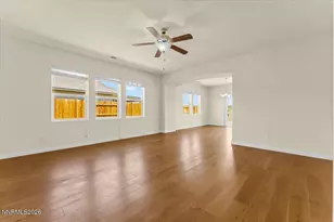 172 Walnut Dr, Fernley, NV 89408 - Photo 8