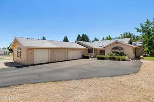 960 Buckbrush Ln, Verdi, NV 89439 - Photo 2