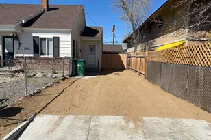 1522 F St, Sparks, NV 89431 - Photo 2