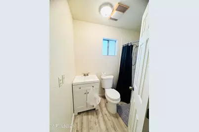 1270 Zephyr Way, Sparks, NV 89431 - Photo 10