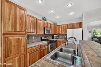 1319 Winnies Lane, Fernley, NV 89408 - Photo 6