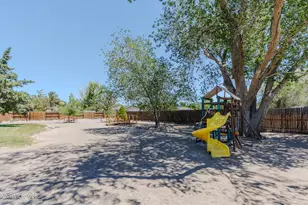 1319 Winnies Ln, Fernley, NV 89408 - Photo 34