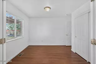18329 Dustin Ct, Reno, NV 89508 - Photo 12