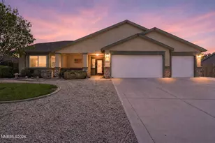 826 Welle St, Dayton, NV 89403 - Photo 2