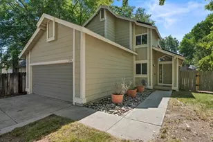 2714 Perro Ct, Reno, NV 89502 - Photo 2
