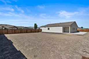 2635 Emerson Cir, Fernley, NV 89408 - Photo 38