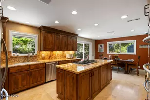 2450 Sequoia Ln, Reno, NV 89502 - Photo 4