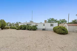 3165 Hollyhock Ln, Silver Springs, NV 89429 - Photo 2