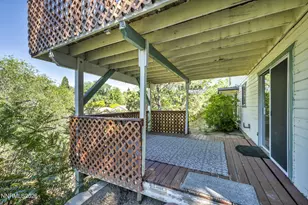 2080 Bonneville Ave, Reno, NV 89503 - Photo 12