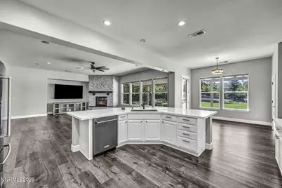 400 Sunset Springs Lane, Spanish Springs, NV 89441 - Photo 6