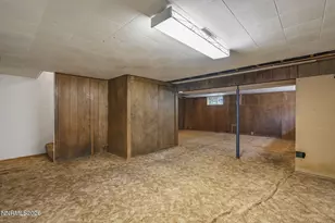 1310 Earl Dr, Reno, NV 89503 - Photo 28