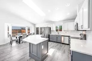 2291 Penguin Dr, Sparks, NV 89441 - Photo 4