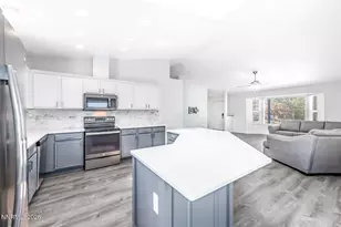 2291 Penguin Dr, Sparks, NV 89441 - Photo 6