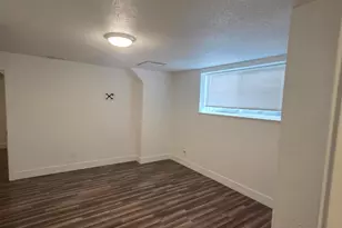 1055 Tudor Ct, Reno, NV 89503 - Photo 16