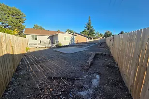 1055 Tudor Ct, Reno, NV 89503 - Photo 36