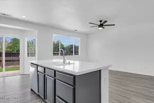 1196 Glendora Ln, Sparks, NV 89436 - Photo 12
