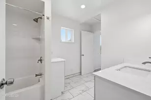 1100 H St, Sparks, NV 89431 - Photo 20
