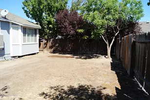 8630 Malibu Dr, Reno, NV 89506 - Photo 28
