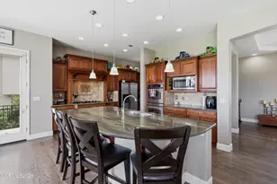 2904 Oxley Dr, Sparks, NV 89436 - Photo 10