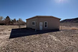 8645 Karen St, Silver Springs, NV 89429 - Photo 6
