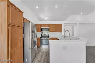 8599 Turtle Creek Ct, Reno, NV 89506 - Photo 14