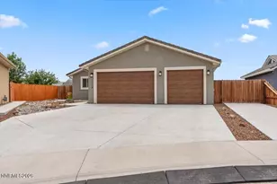1059 Maple Wy, Fallon, NV 89406 - Photo 2