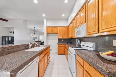 4531 Mount Bachelor Drive, Sparks, NV 89436 - Photo 16