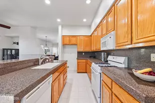 4531 Mt Bachelor Dr, Sparks, NV 89436 - Photo 16