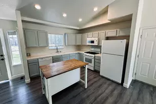 1952 3 Iron Ct, Fernley, NV 89408 - Photo 2