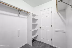 17704 Georgetown Dr, Reno, NV 89508 - Photo 18