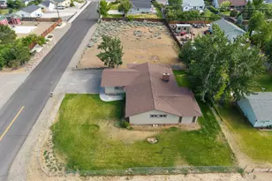 802 Lyell Way, Gardnerville, NV 89460 - Photo 46