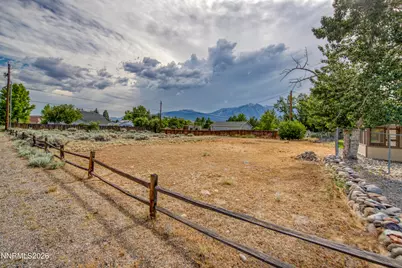 802 Lyell Way, Gardnerville, NV 89460 - Photo 44