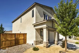 8918 Wolf Moon Dr, Reno, NV 89506 - Photo 10