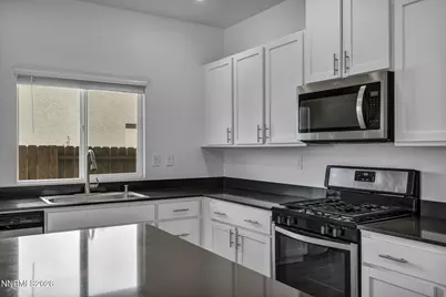 8918 Wolf Moon Drive, Reno, NV 89506 - Photo 32