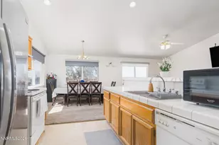 254 Emigrant Wy, Fernley, NV 89408 - Photo 14