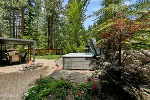175 Juniper Dr, Stateline, NV 89449 - Photo 8