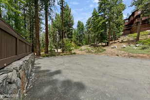 175 Juniper Dr, Stateline, NV 89449 - Photo 4