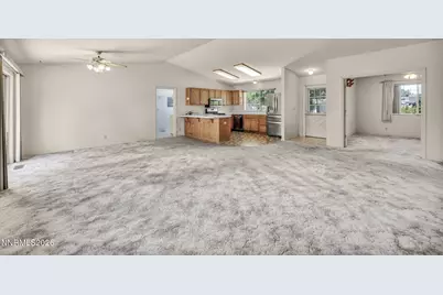 692 Lassen Way, Gardnerville, NV 89460 - Photo 8