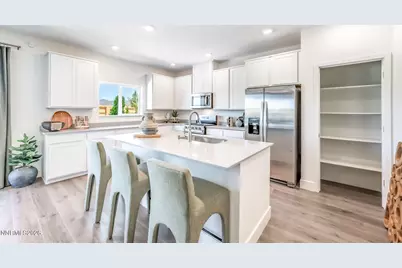 722 Alouette Circle, Dayton, NV 89403 - Photo 4