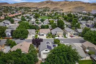 1055 Amico Dr, Sparks, NV 89434 - Photo 18