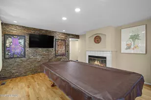 1055 Amico Dr, Sparks, NV 89434 - Photo 12