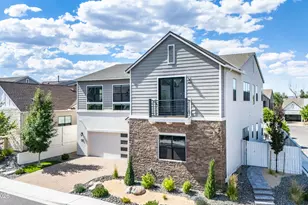 105 Bridlemoor Ct, Reno, NV 89511 - Photo 2