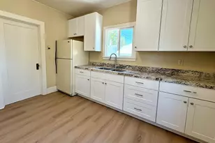 213 1/2 E 4th St, Winnemucca, NV 89445 - Photo 4