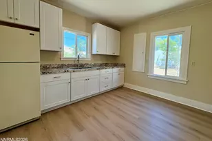 213 1/2 E 4th St, Winnemucca, NV 89445 - Photo 2
