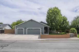 1436 Kinglet Dr, Spanish Springs, NV 89441 - Photo 2