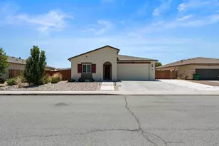 901 Jill Marie Ln, Fernley, NV 89408 - Photo 4